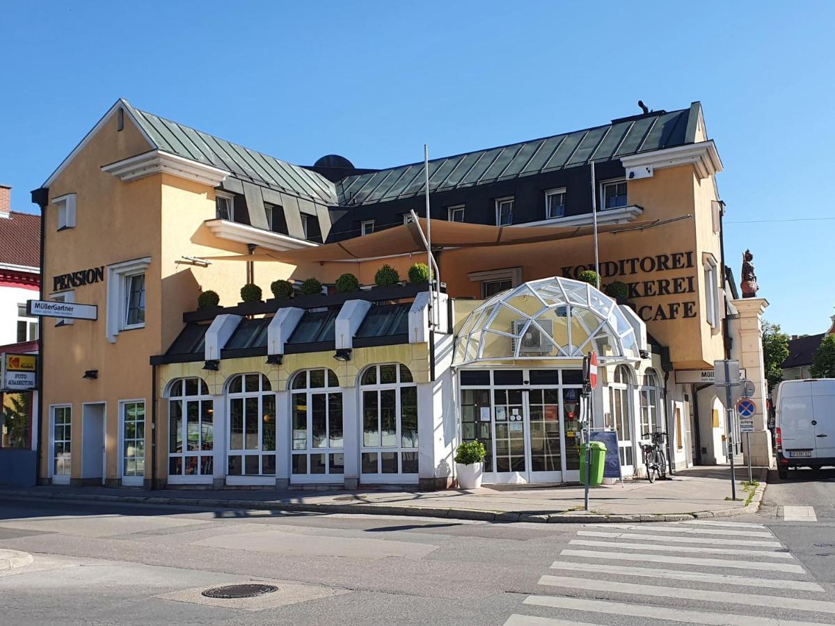 Pension Mueller Gartner Hotel Groß-Enzersdorf Екстериор снимка