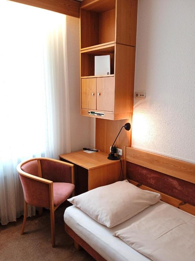 Pension Mueller Gartner Hotel Groß-Enzersdorf Екстериор снимка